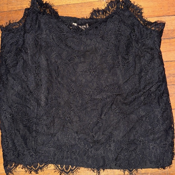 Lacey Floral Soft Angel Top - Picture 2 of 4